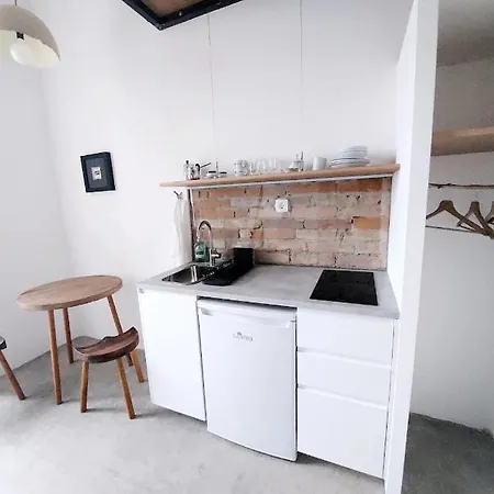 Apartman Suja Nuja *