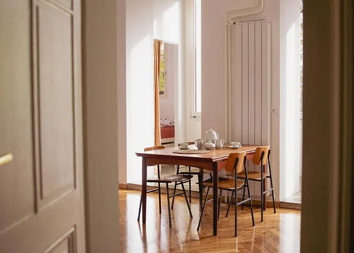 Suja Nuja דירה *